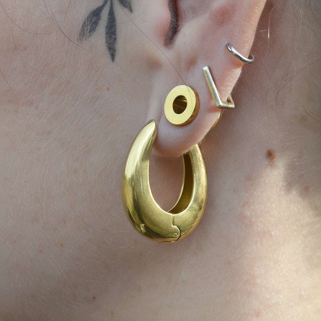 Egg hoop earrings