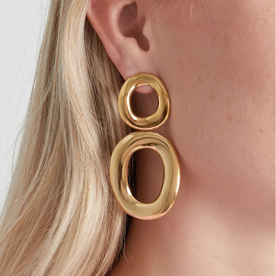 Cirkelvormige statement oorbellen