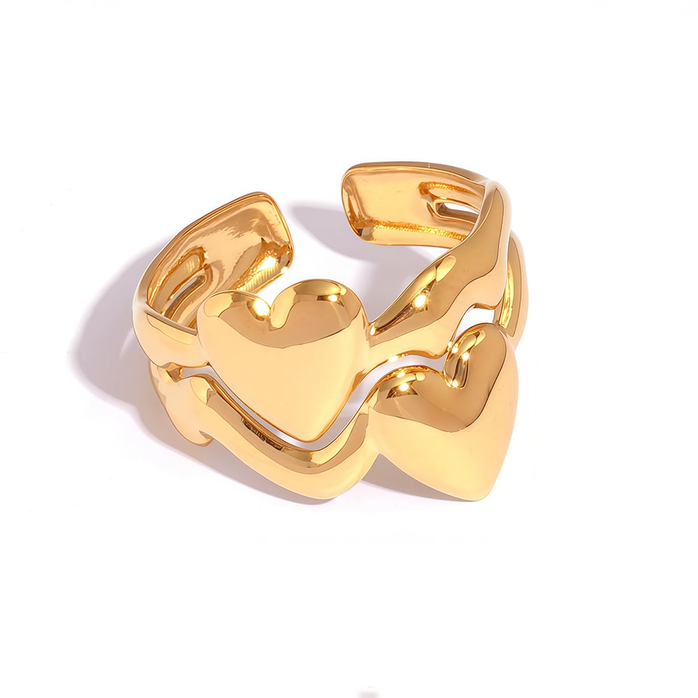 Mia ring