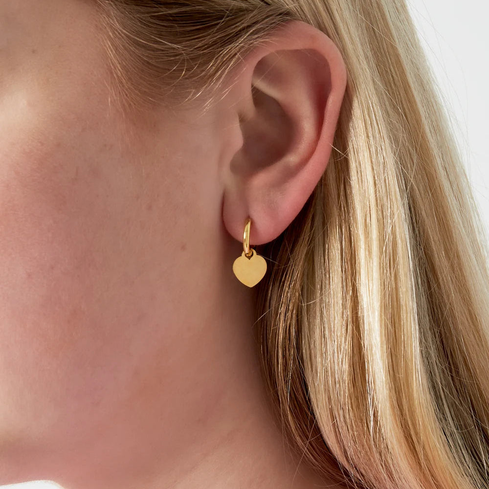 Tiny heart earrings