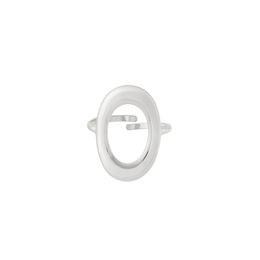 Oval ring