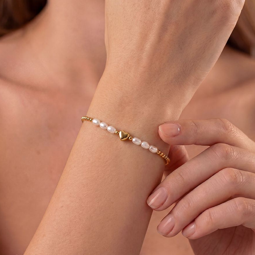 Pearl heart armband